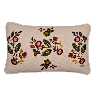 Keten Kumaş Üzeri Çiçek Motifi Nakışlı Kırlent Kılıfı